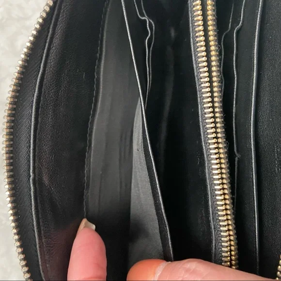 SOLD - PRADA NAPPA GAUFRE LEATHER ZIP AROUND WALLET NERO BLACK - Picture 8 of 11